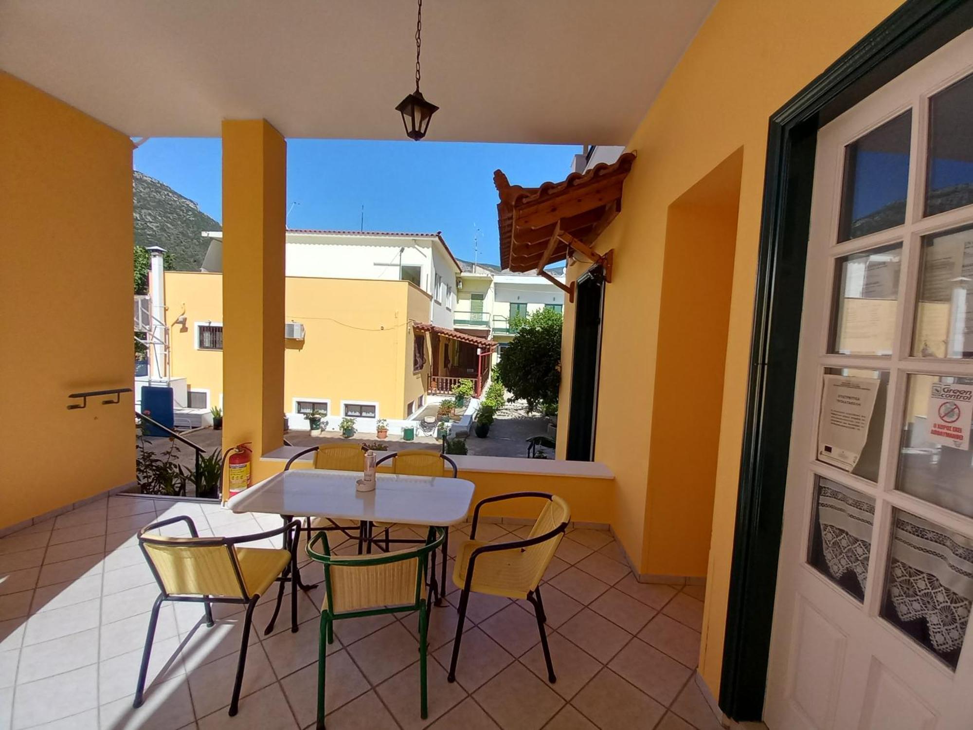 Costa-Rini Hotel Leonidio Exterior photo